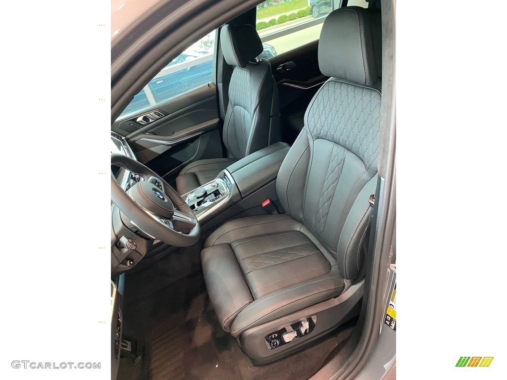 2023 BMW X7 M60i Front Seat Photo #144949390