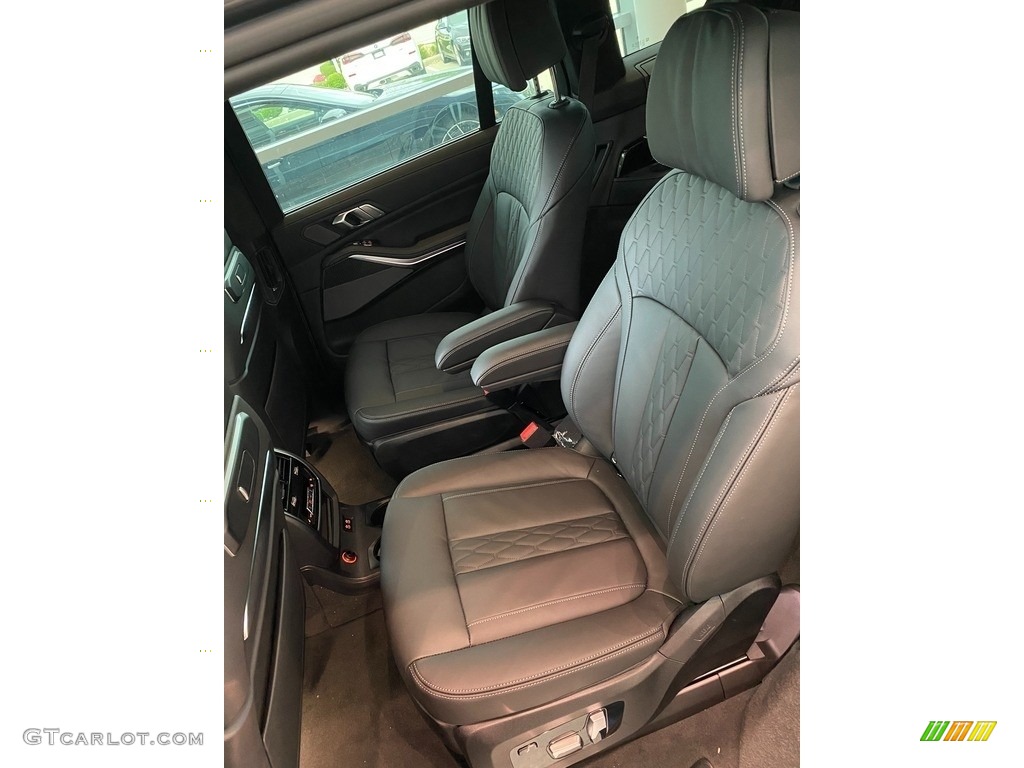2023 BMW X7 M60i Interior Color Photos