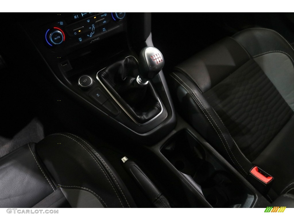 2016 Focus ST - Magnetic / Charcoal Black/Smoke Storm Partial Recaro Leather photo #15