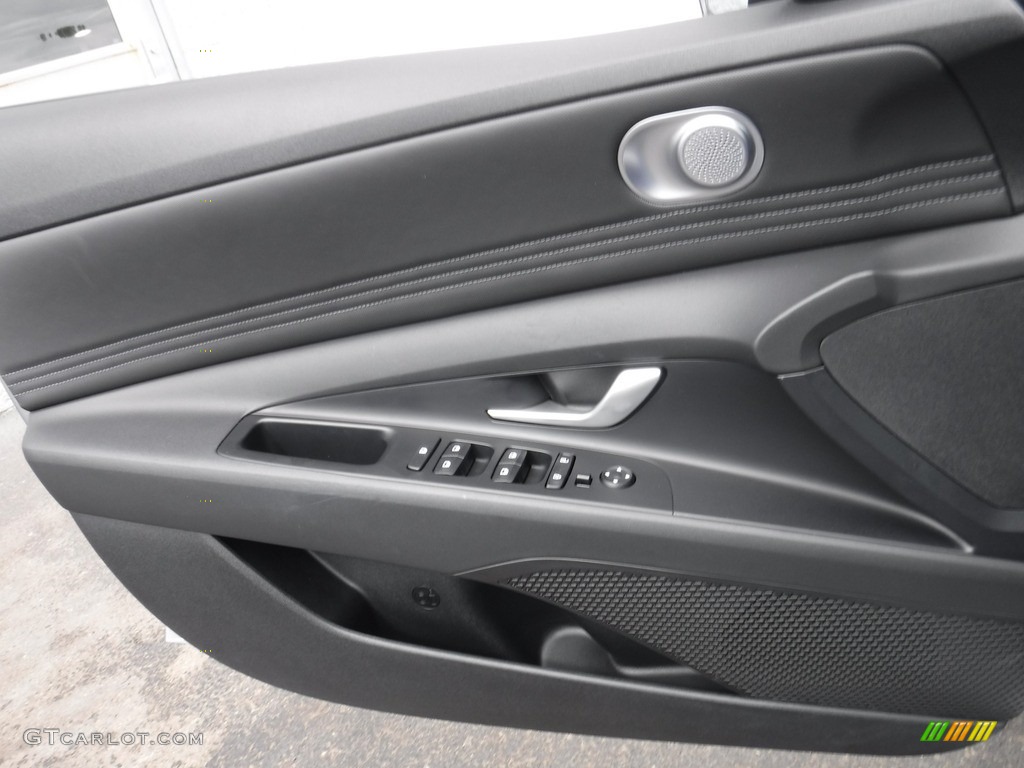 2022 Elantra SEL - Silver / Black photo #9