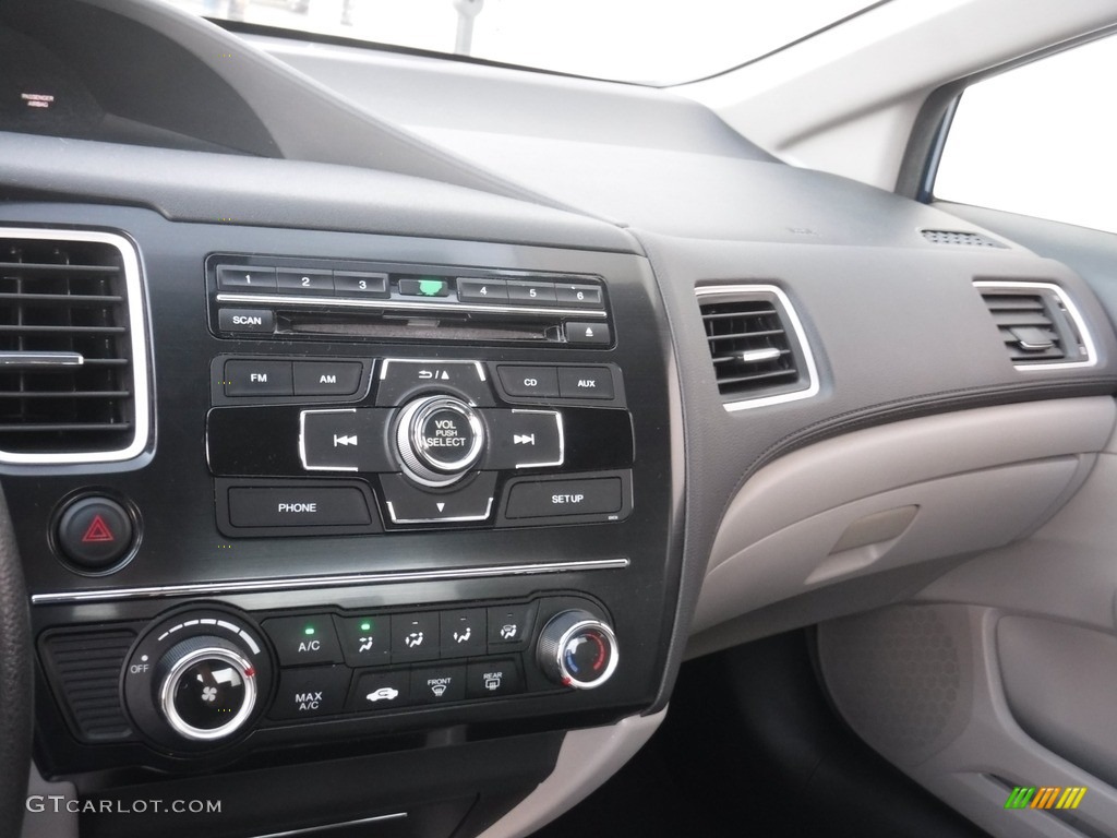 2013 Honda Civic LX Sedan Controls Photos