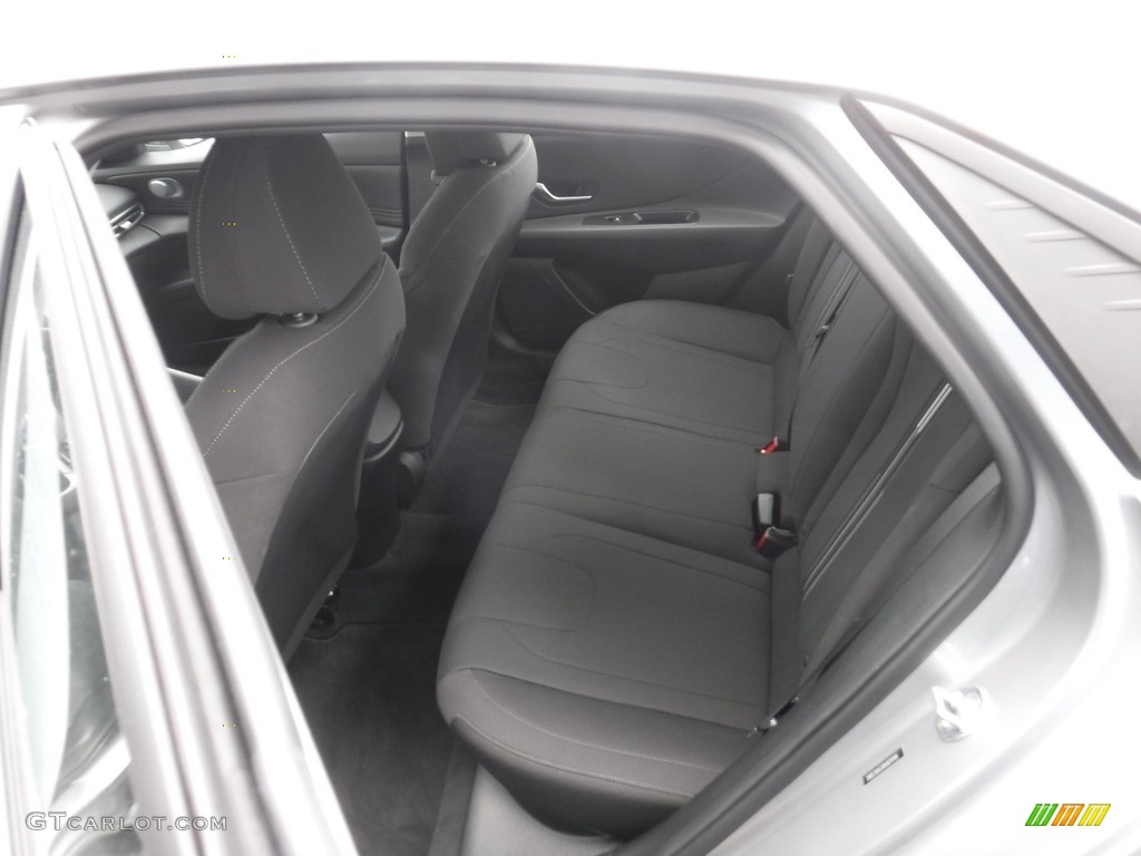 2022 Elantra SEL - Silver / Black photo #27