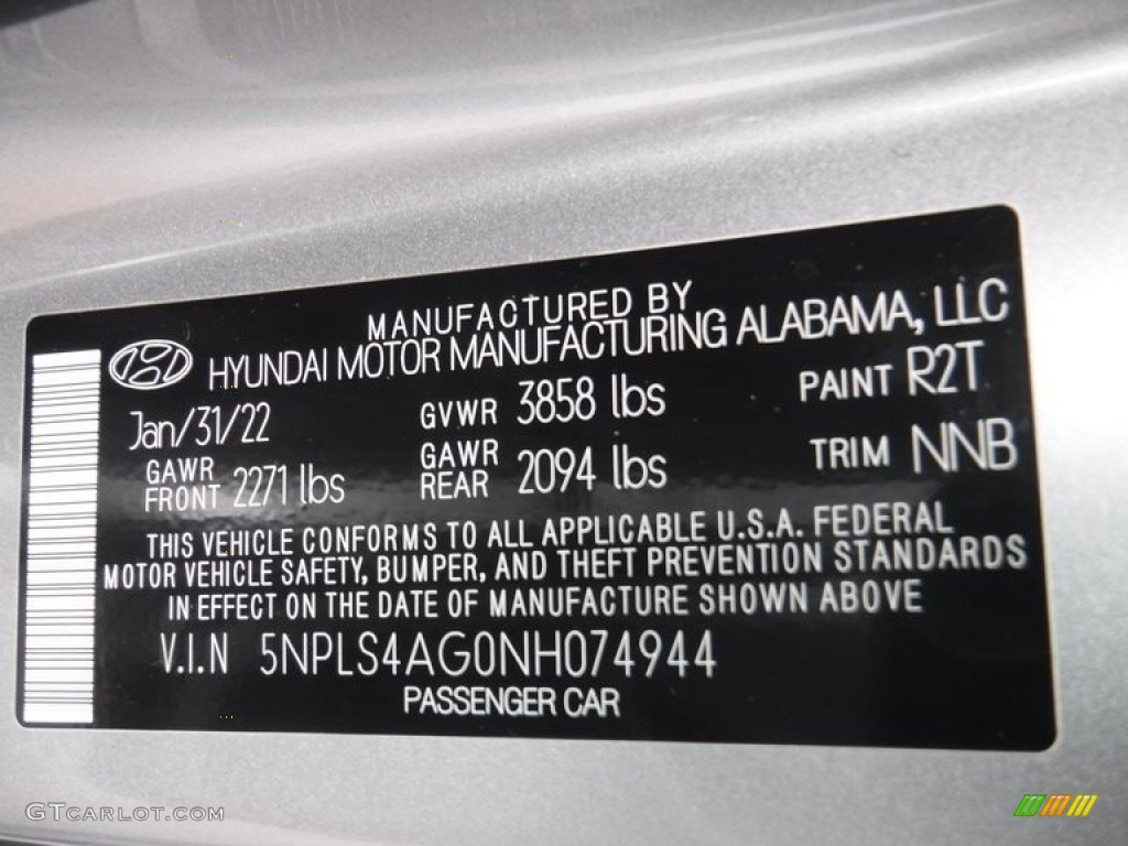 2022 Elantra SEL - Silver / Black photo #29