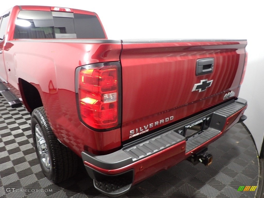 2019 Silverado 3500HD High Country Crew Cab 4x4 - Cajun Red Tintcoat / High Country Jet Black/­Medium Ash Gray photo #15