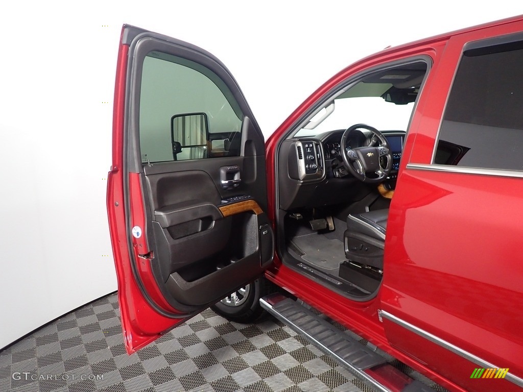 2019 Silverado 3500HD High Country Crew Cab 4x4 - Cajun Red Tintcoat / High Country Jet Black/­Medium Ash Gray photo #18