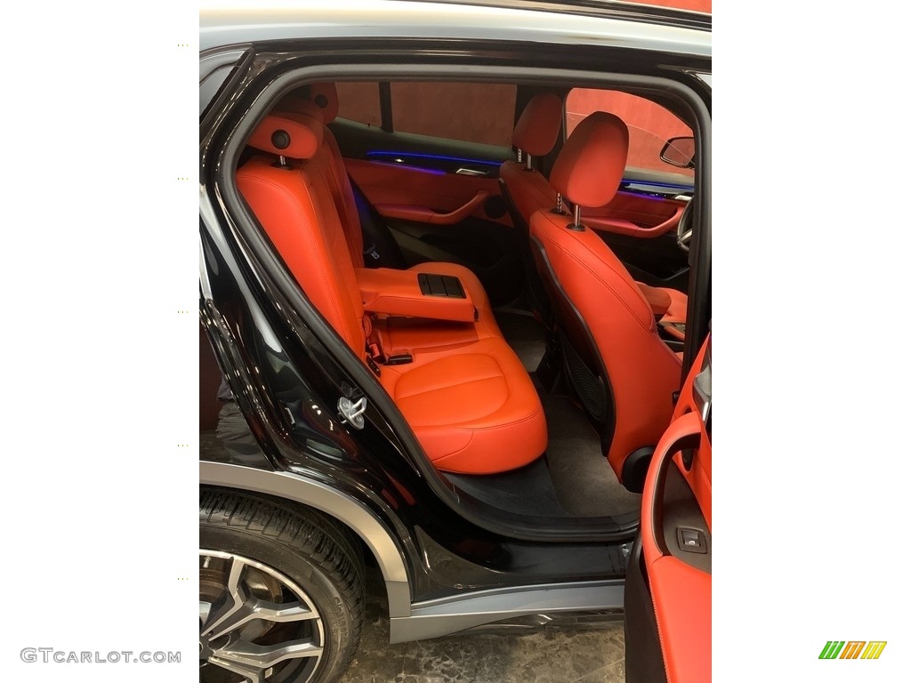 2019 X2 xDrive28i - Jet Black / Magma Red photo #15