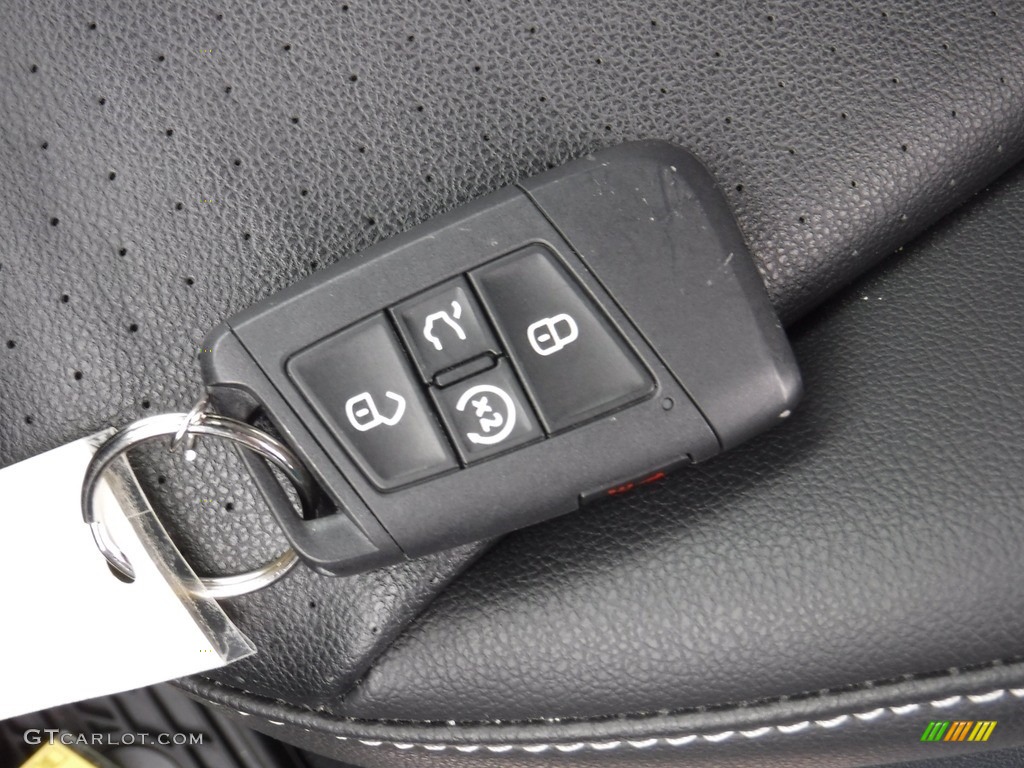 2022 Volkswagen Tiguan SE R-Line 4Motion Black Edition Keys Photo #144955437