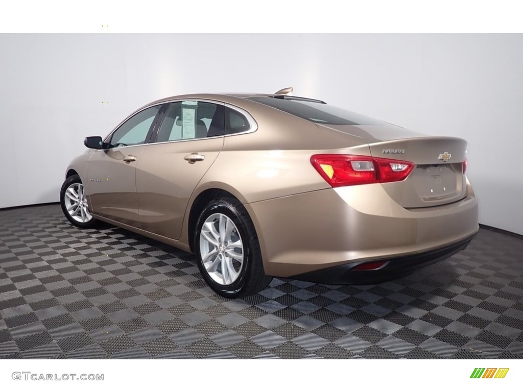 2018 Malibu LT - Sandy Ridge Metallic / Jet Black photo #10