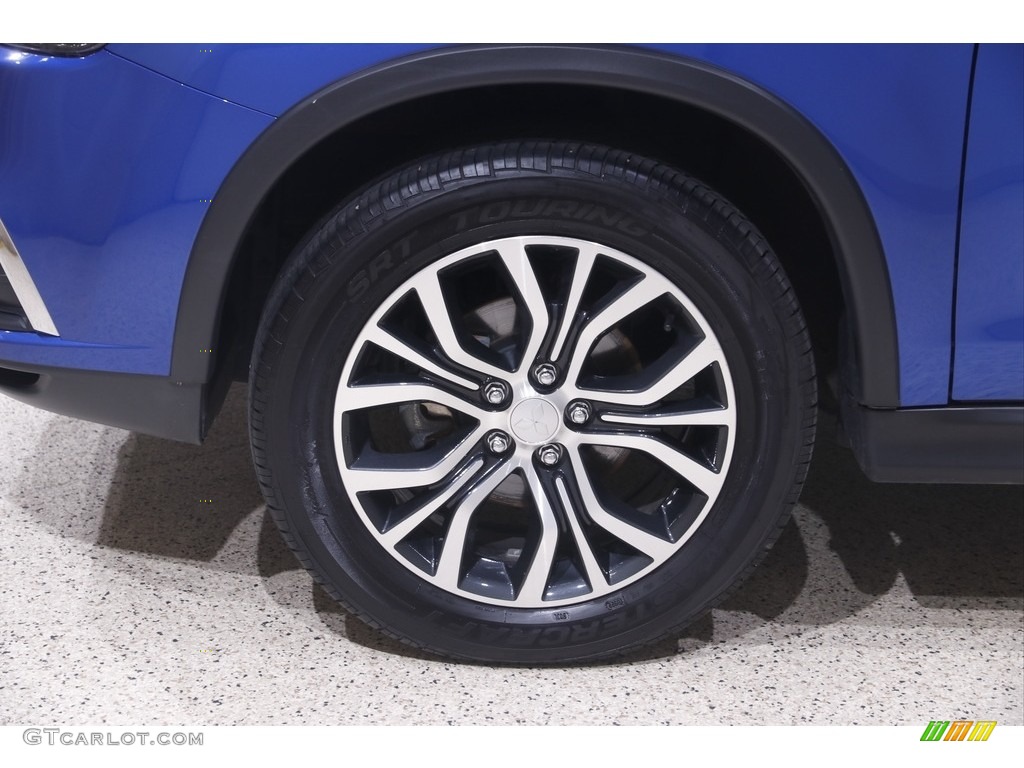 2018 Mitsubishi Outlander Sport ES Wheel Photos