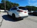 Blizzard Pearl White - Highlander SE AWD Photo No. 3