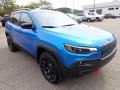 Hydro Blue Pearl - Cherokee Trailhawk 4x4 Photo No. 7