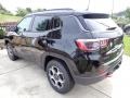 Diamond Black Crystal Pearl - Compass Trailhawk 4x4 Photo No. 3