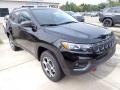 Diamond Black Crystal Pearl - Compass Trailhawk 4x4 Photo No. 7