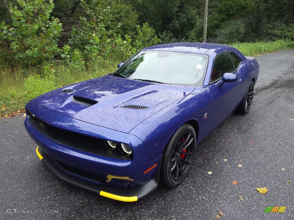 2022 Challenger R/T Scat Pack Dynamics Package - Indigo Blue / Ruby Red/Black photo #2