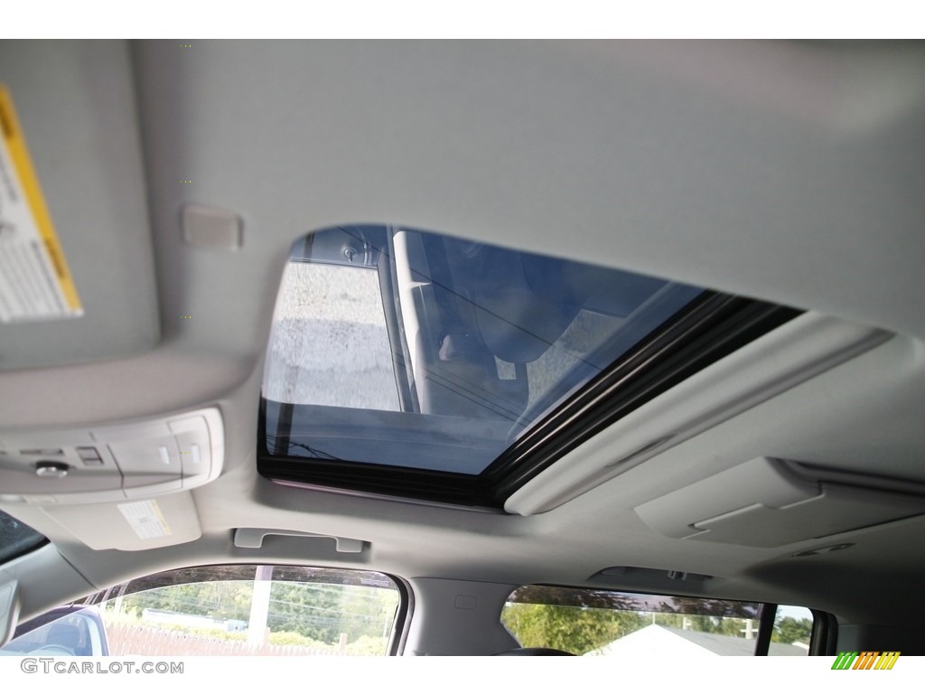 2020 Suburban Premier 4WD - Black / Jet Black photo #11