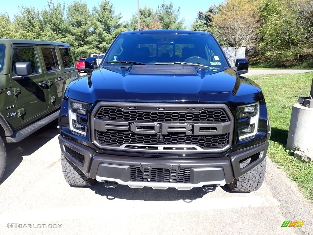 2017 F150 SVT Raptor SuperCrew 4x4 - Shadow Black / Raptor Black photo #2