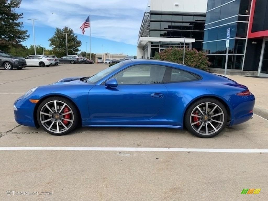 2015 911 Carrera 4S Coupe - Sapphire Blue Metallic / Black photo #2