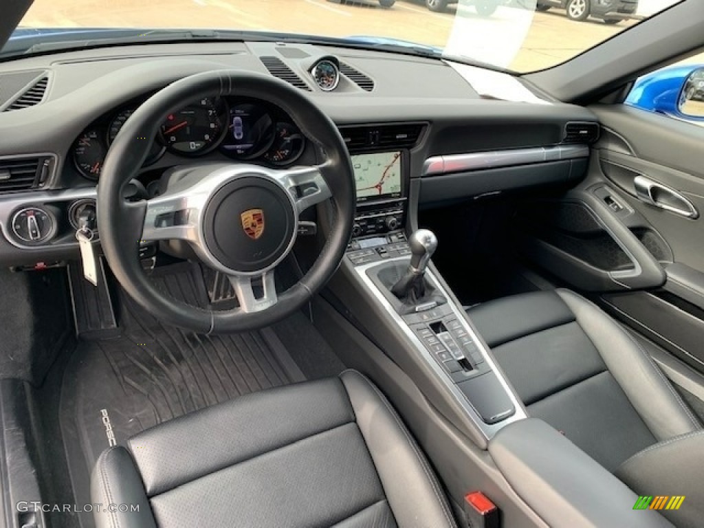 2015 Porsche 911 Carrera 4S Coupe Front Seat Photos