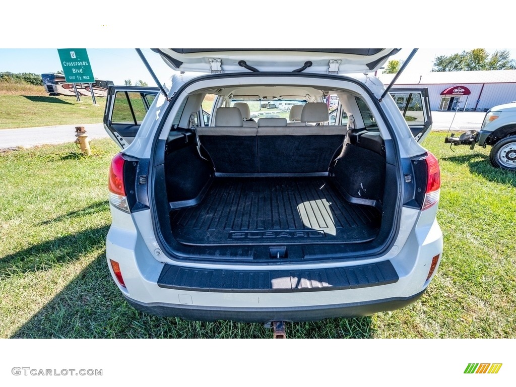 2011 Outback 2.5i Premium Wagon - Satin White Pearl / Warm Ivory photo #21