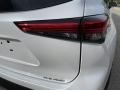 2022 Wind Chill Pearl Toyota Highlander XLE AWD  photo #29