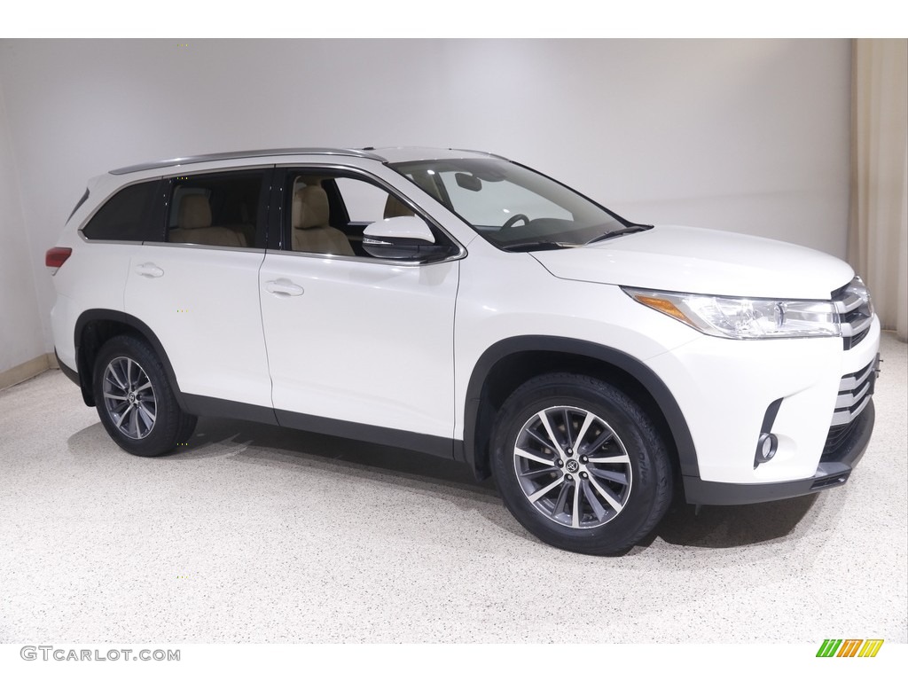Blizzard Pearl White Toyota Highlander