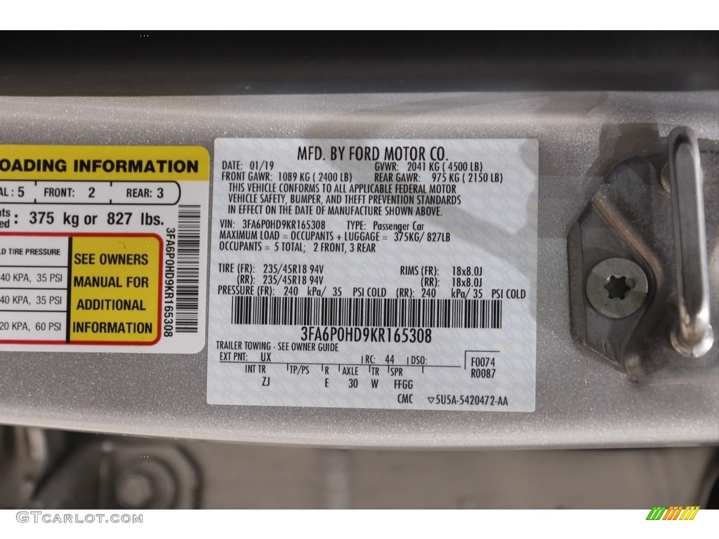 2019 Fusion SE - Ingot Silver / Light Putty photo #22