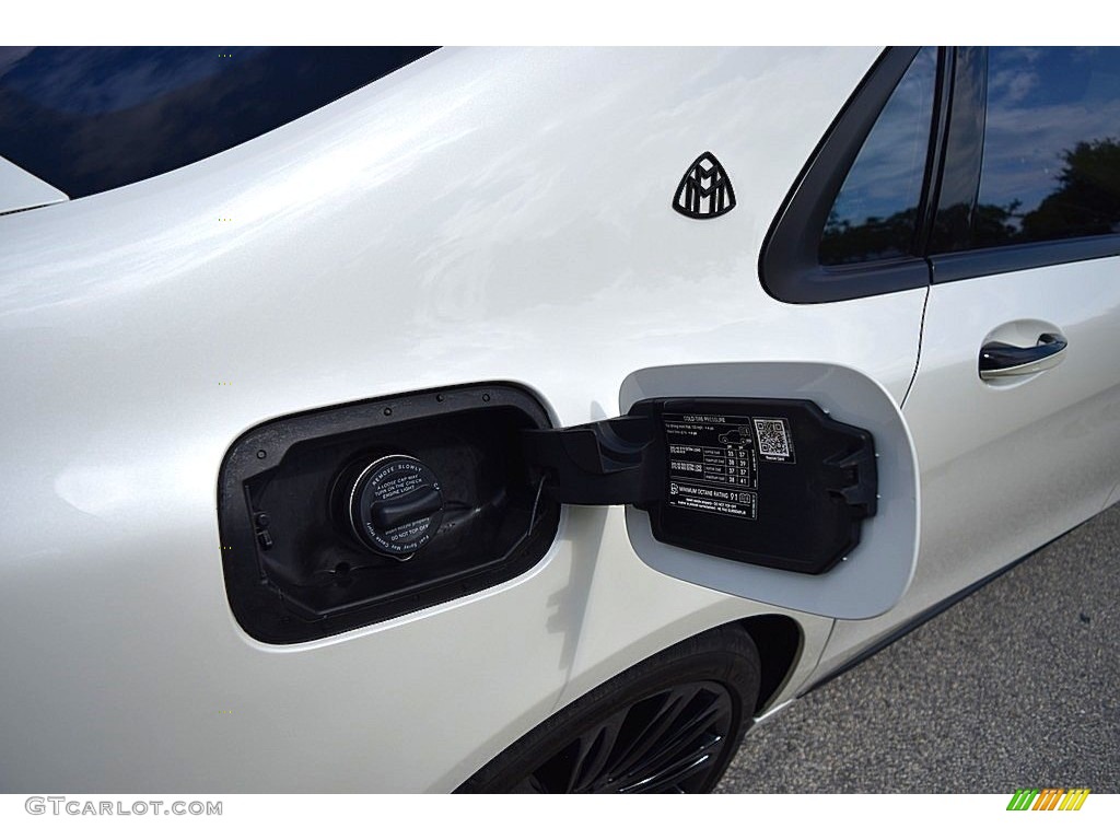 2016 Mercedes-Benz S Mercedes-Maybach S600 Sedan Marks and Logos Photo #144975667