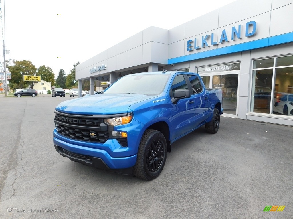 2022 Silverado 1500 Custom Crew Cab 4x4 - Glacier Blue Metallic / Jet Black photo #1