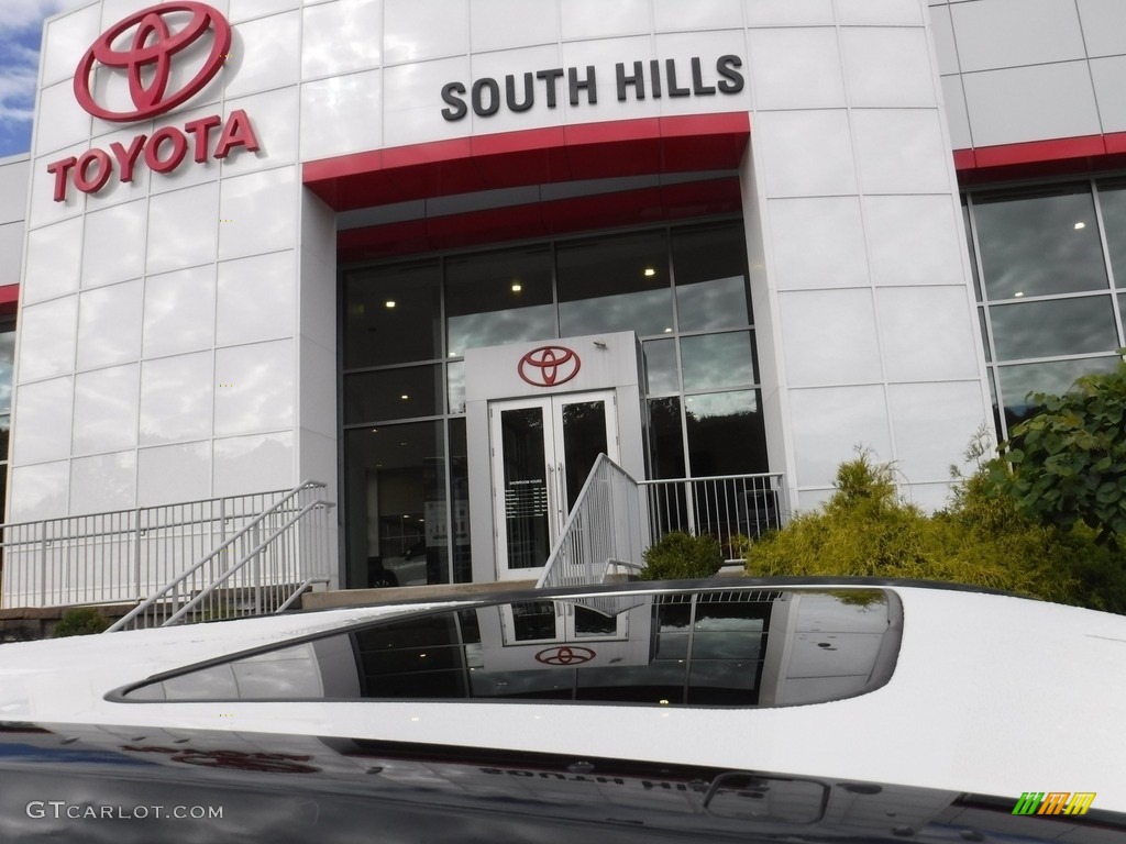 2019 Highlander SE AWD - Blizzard Pearl White / Black photo #3