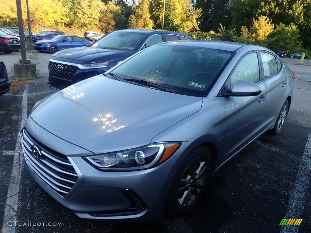 2017 Elantra SE - Gray / Gray photo #1