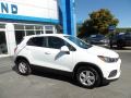 Summit White - Trax LS AWD Photo No. 5