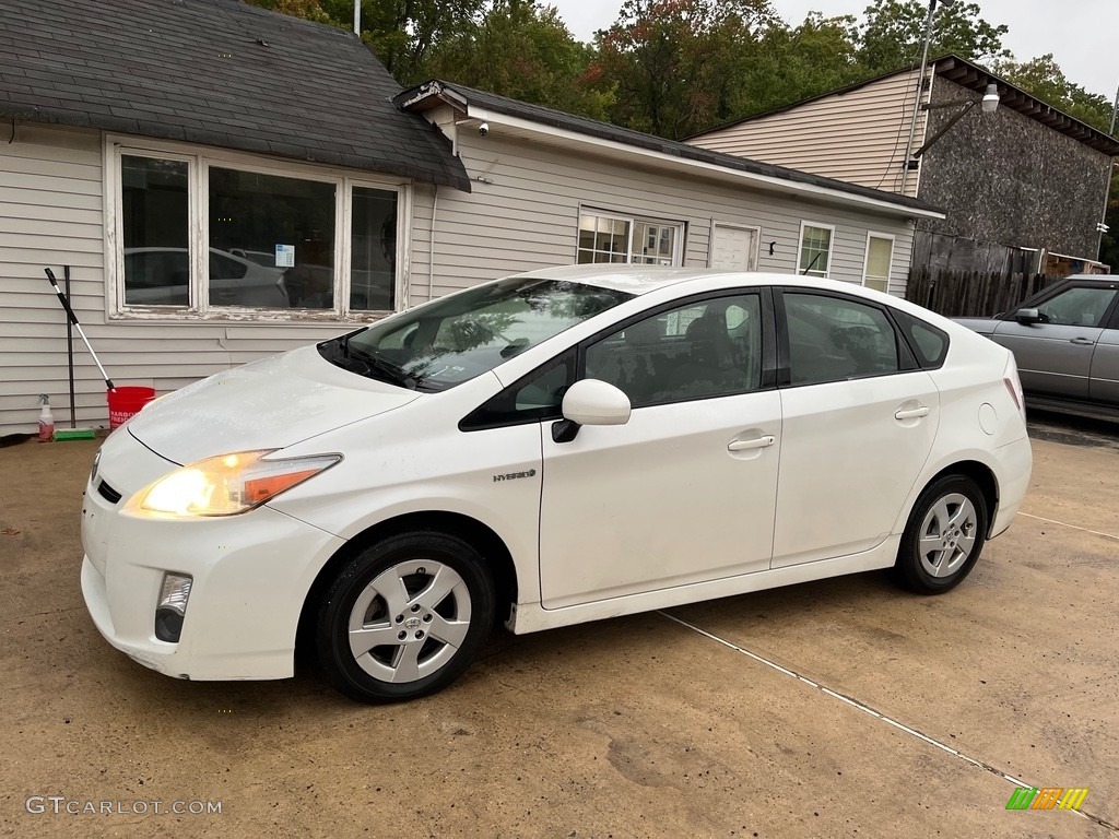 2010 Prius Hybrid II - Blizzard White Pearl / Dark Gray photo #3