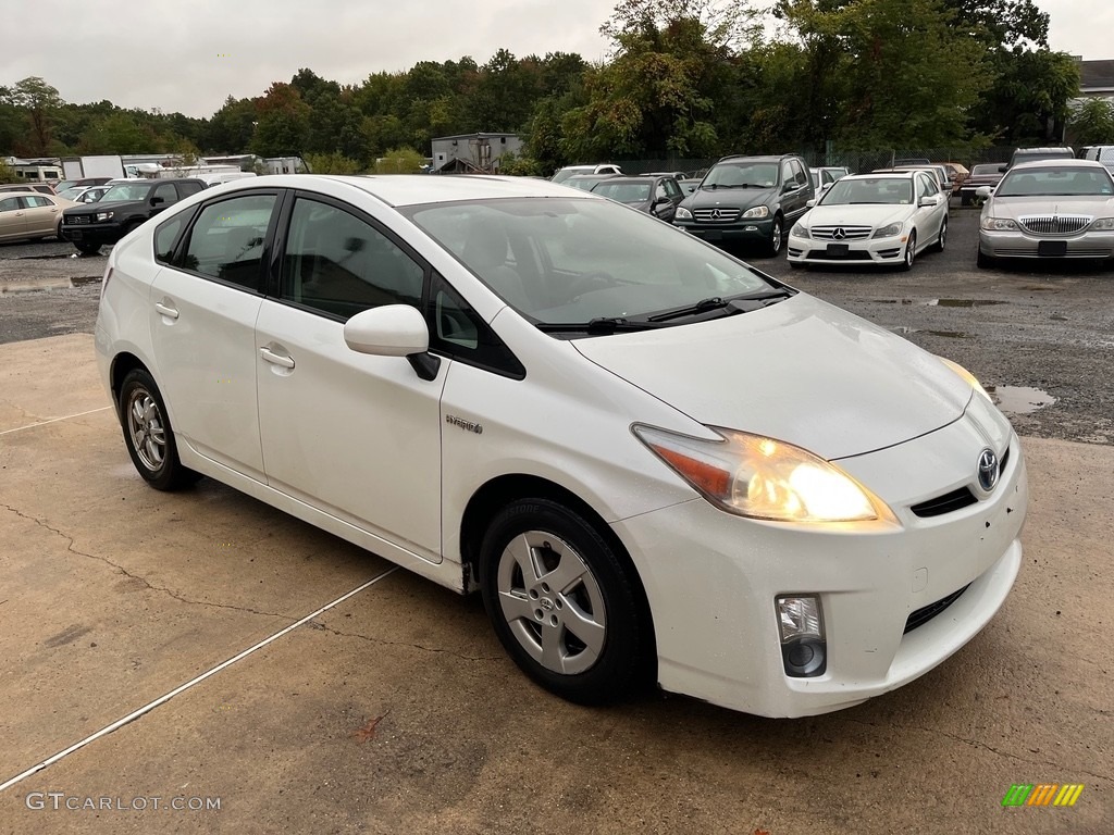 2010 Prius Hybrid II - Blizzard White Pearl / Dark Gray photo #4
