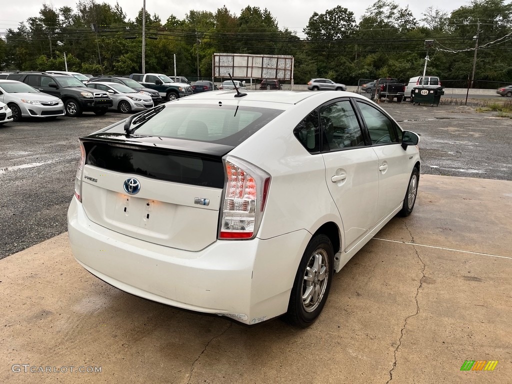 2010 Prius Hybrid II - Blizzard White Pearl / Dark Gray photo #8