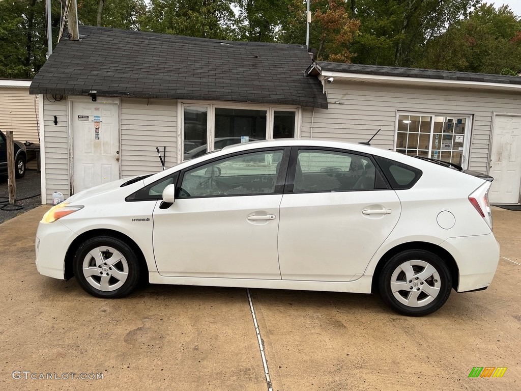 2010 Prius Hybrid II - Blizzard White Pearl / Dark Gray photo #12