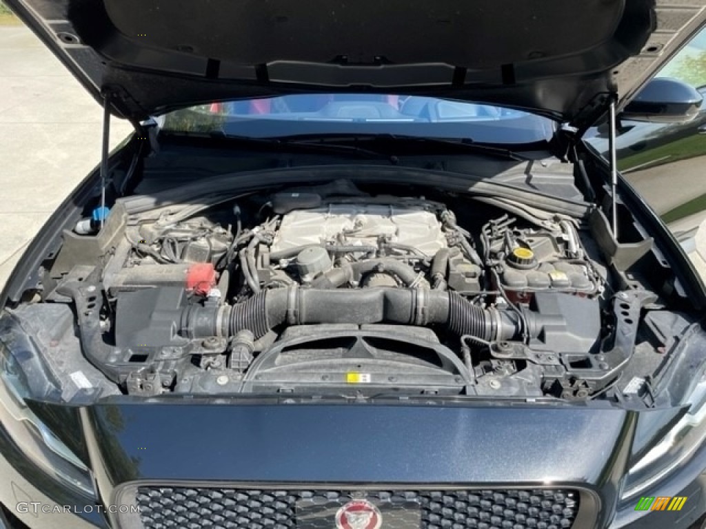 2020 Jaguar F-PACE SVR Engine Photos