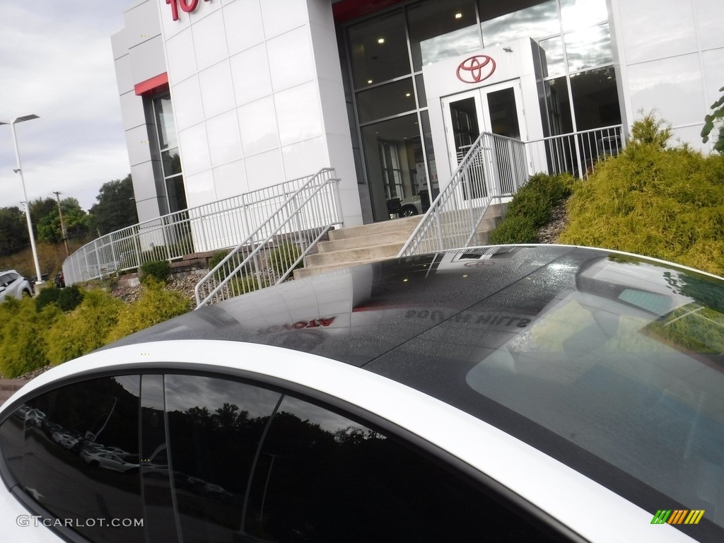 2021 Model Y Long Range AWD - Pearl White Multi-Coat / Black photo #3