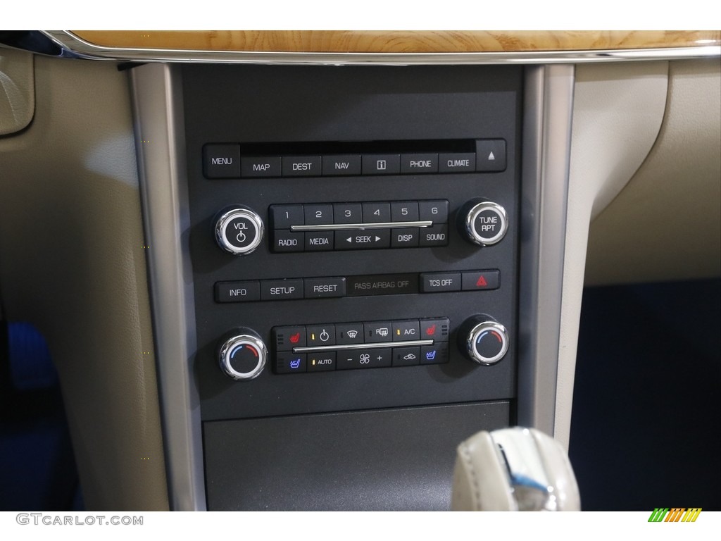 2011 MKZ FWD - Bordeaux Reserve Metallic / Light Camel photo #17