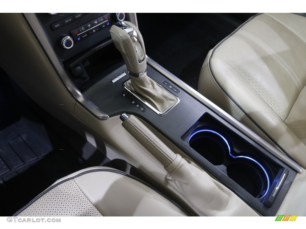 2011 MKZ FWD - Bordeaux Reserve Metallic / Light Camel photo #19