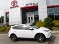 Super White - RAV4 XLE AWD Photo No. 2
