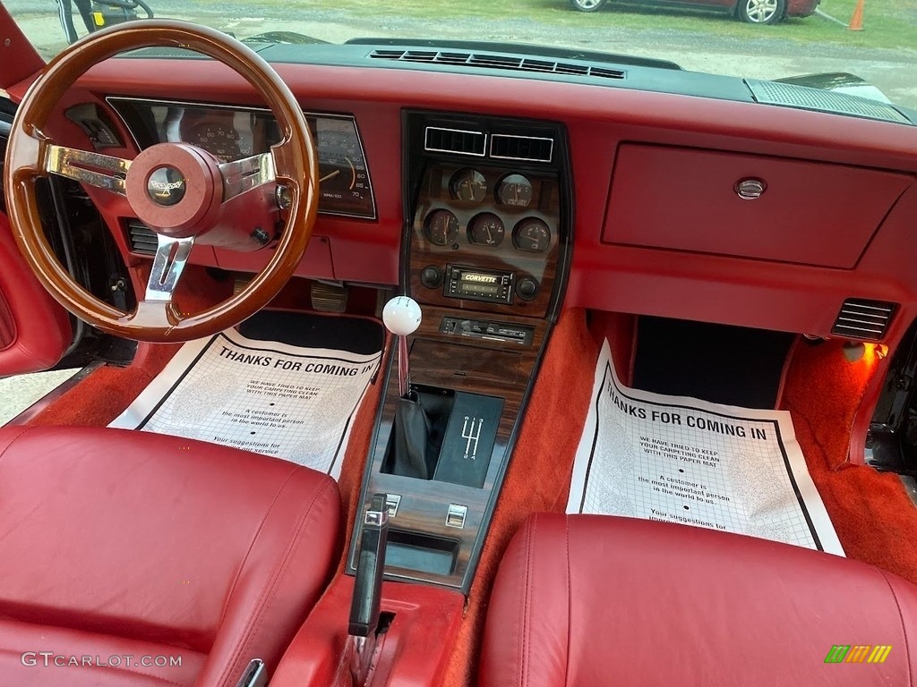 1979 Chevrolet Corvette Coupe Red Dashboard Photo #144984355