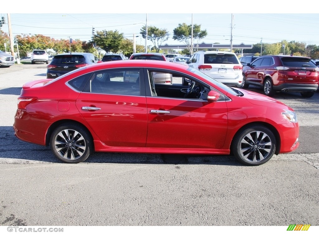 2019 Sentra SR - Red Alert / Charcoal photo #4