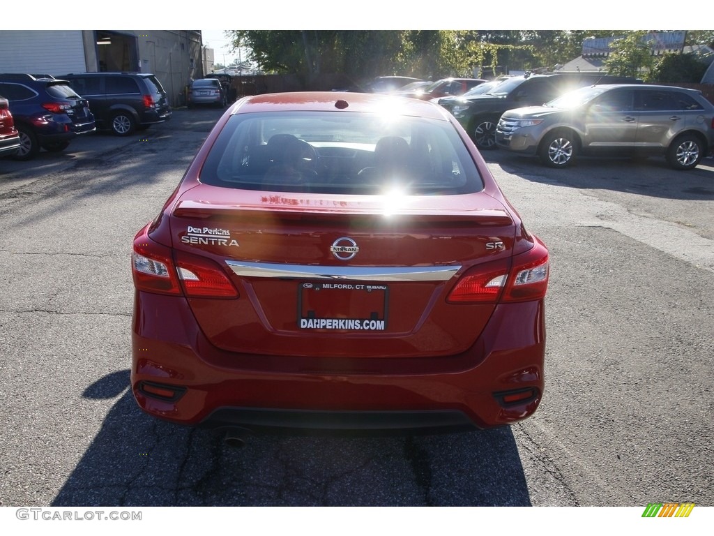 2019 Sentra SR - Red Alert / Charcoal photo #6