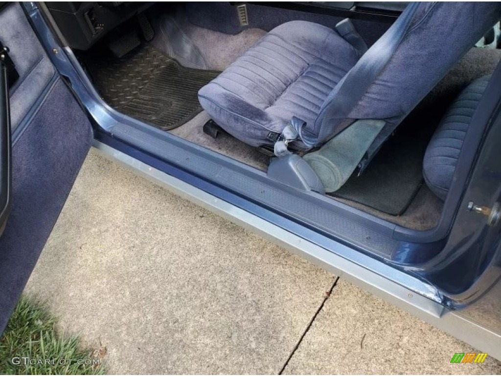 1983 Chevrolet Camaro Z28 Front Seat Photo #144984613