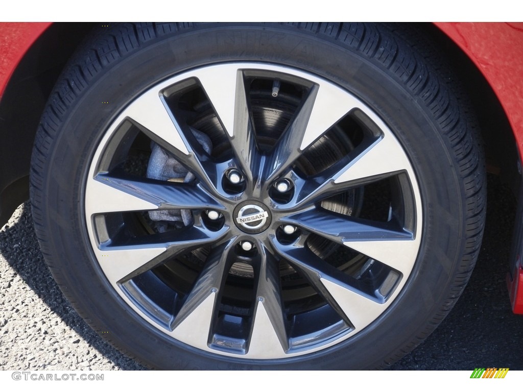 2019 Sentra SR - Red Alert / Charcoal photo #20