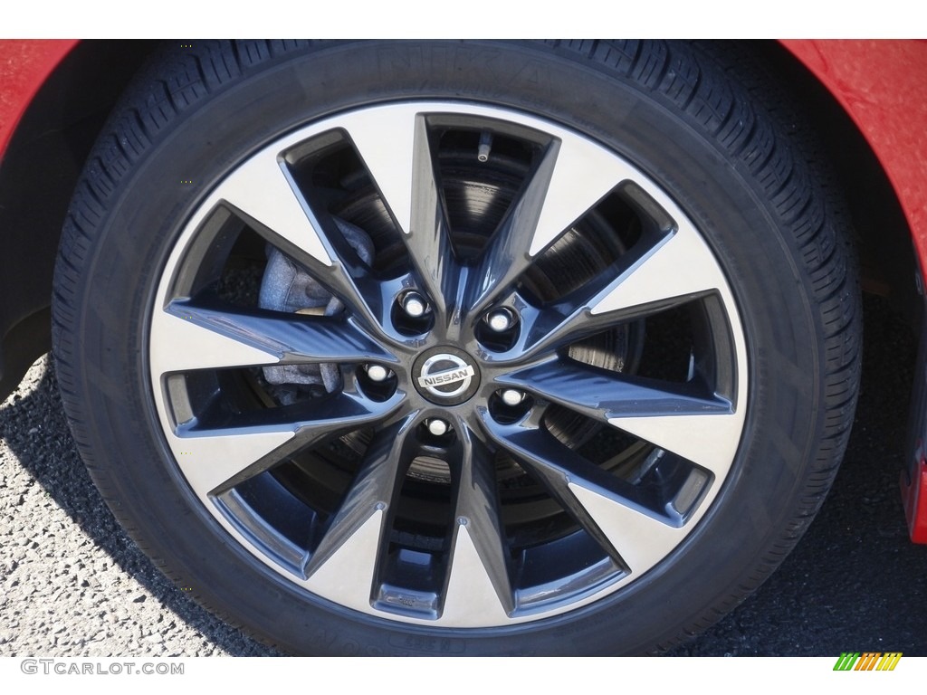 2019 Sentra SR - Red Alert / Charcoal photo #21