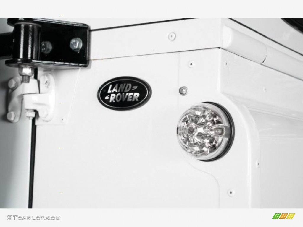 1988 Land Rover Defender 90 Marks and Logos Photos
