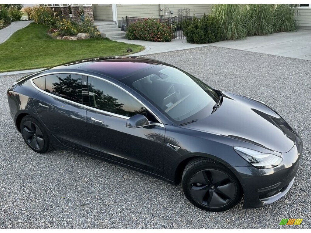 Midnight Silver Metallic Tesla Model 3