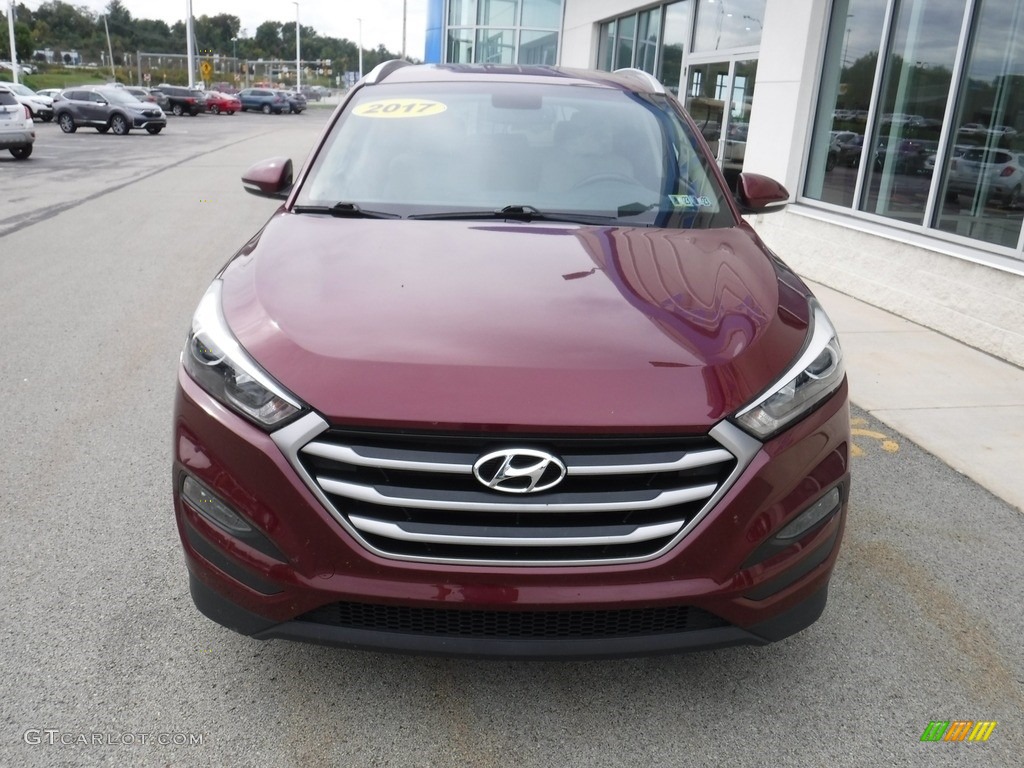 2017 Tucson SE AWD - Ruby Wine / Beige photo #4