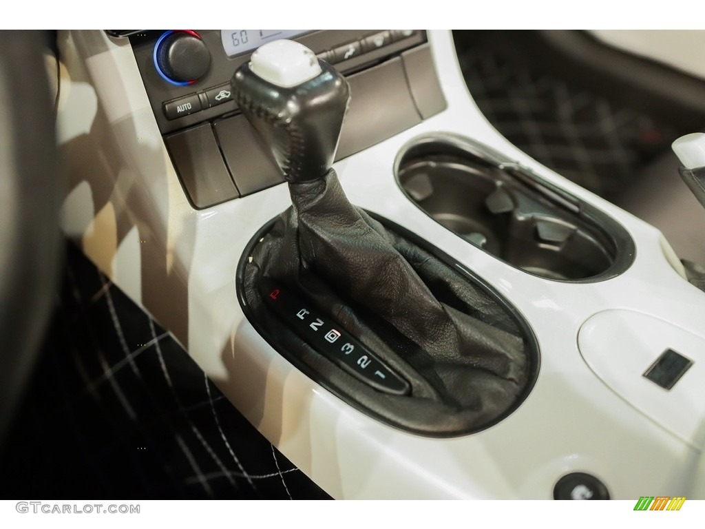2005 Corvette Coupe - Arctic White / Ebony photo #22